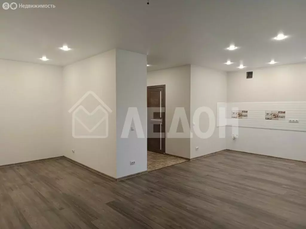 1-комнатная квартира: Омск, микрорайон Старгород, улица Тютчева, 11 ... - Фото 1