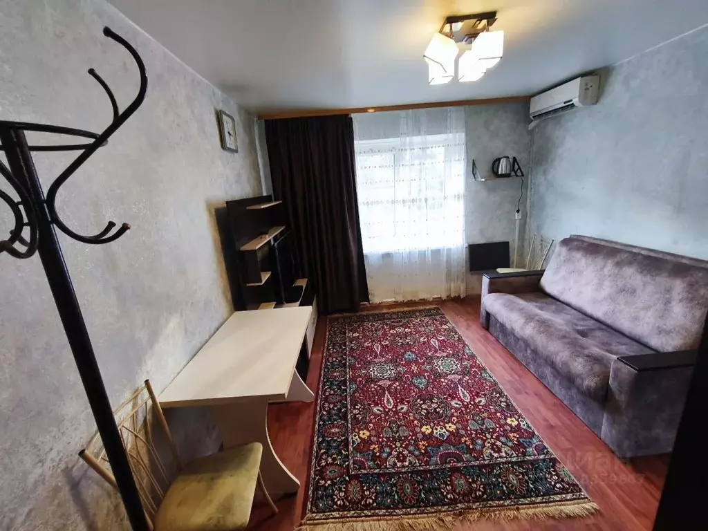 Студия Новгородская область, Великий Новгород ул. Попова, 8к2 (18.0 м) - Фото 1