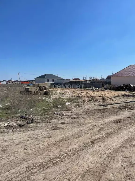 участок в астраханская область, наримановский район, с. солянка р-22 . - Фото 1