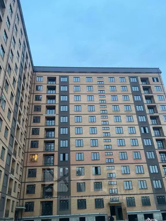 3-к кв. Дагестан, Махачкала ул. Лизы Чайкиной, 69 (88.9 м) - Фото 0