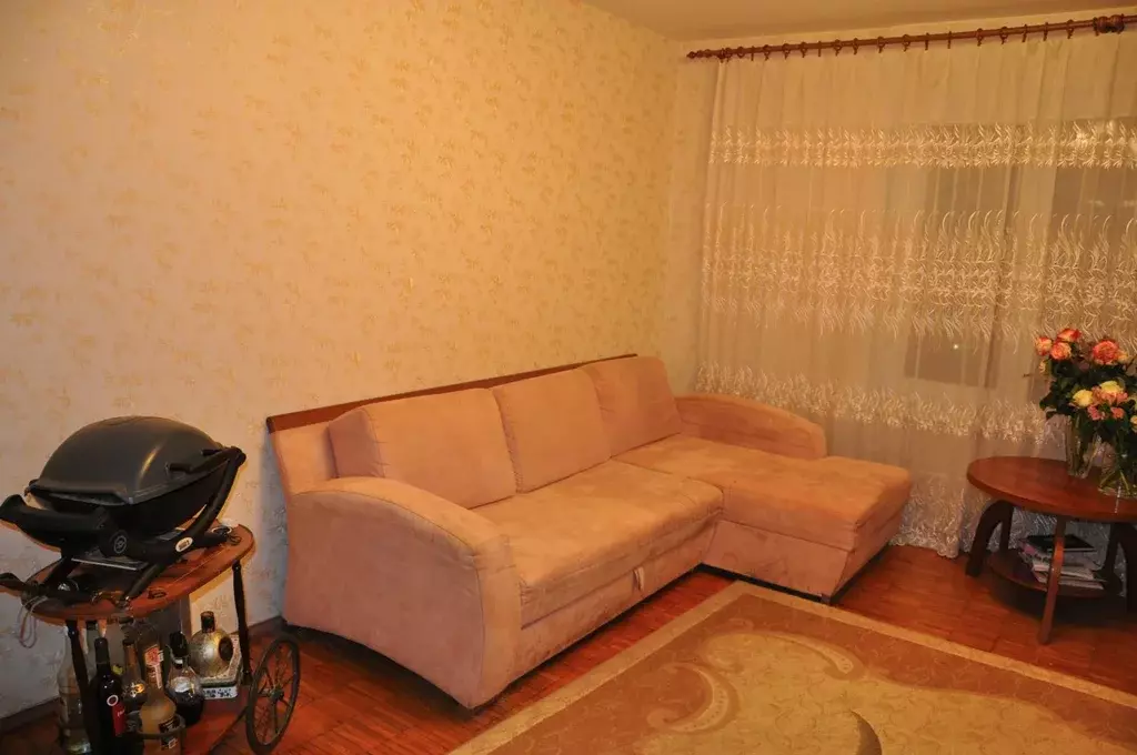 Продается 3-комнатная квартира - Фото 2