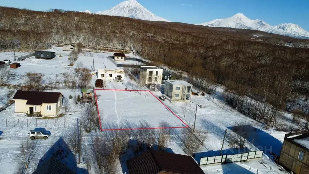 Участок в Камчатский край, Елизовский муниципальный округ, пос. ... - Фото 1