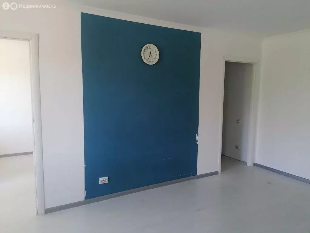 3-комнатная квартира: Кызыл, улица Титова, 36 (57 м) - Фото 0