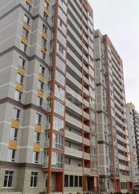 2-к кв. Брянская область, Брянск ул. Горбатова, 45А (64.6 м) - Фото 1