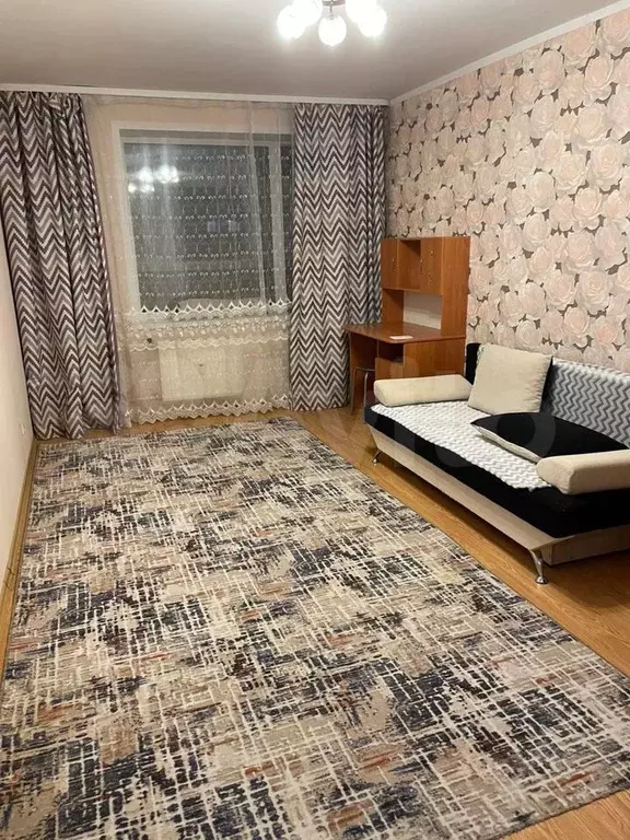 1-к. квартира, 41 м, 9/9 эт. - Фото 0