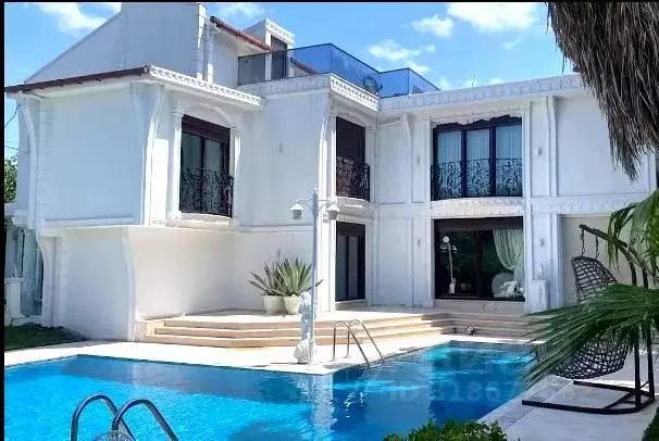 Дом в Краснодарский край, Сочи ул. Черноморская, 14/1А (250 м) - Фото 0