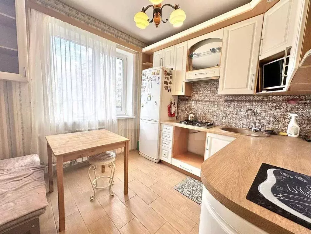 2-к. квартира, 54 м, 3/9 эт. - Фото 1
