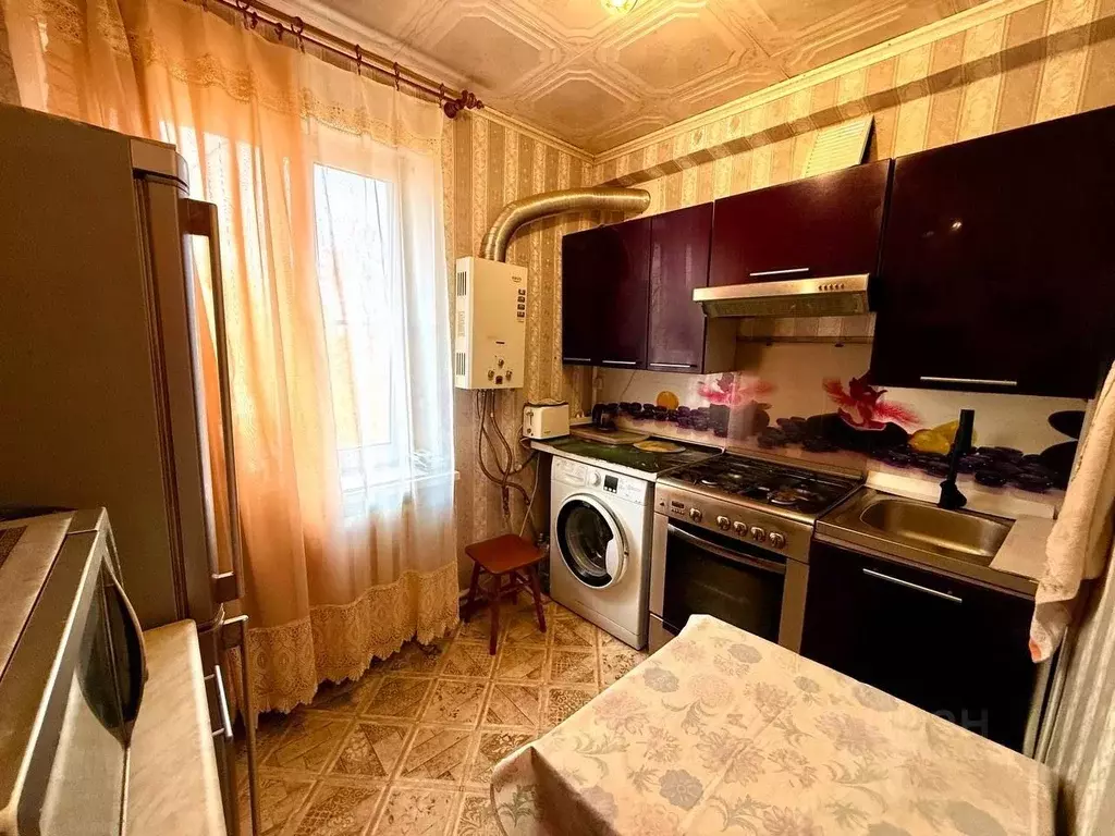 2-к кв. Калужская область, Малоярославец Пролетарская ул., 2 (37.0 м) - Фото 2