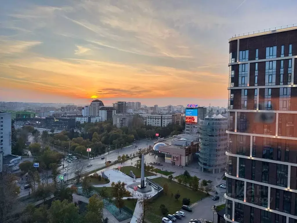 1-к кв. Тюменская область, Тюмень ул. Николая Машарова, 8 (45.0 м) - Фото 1