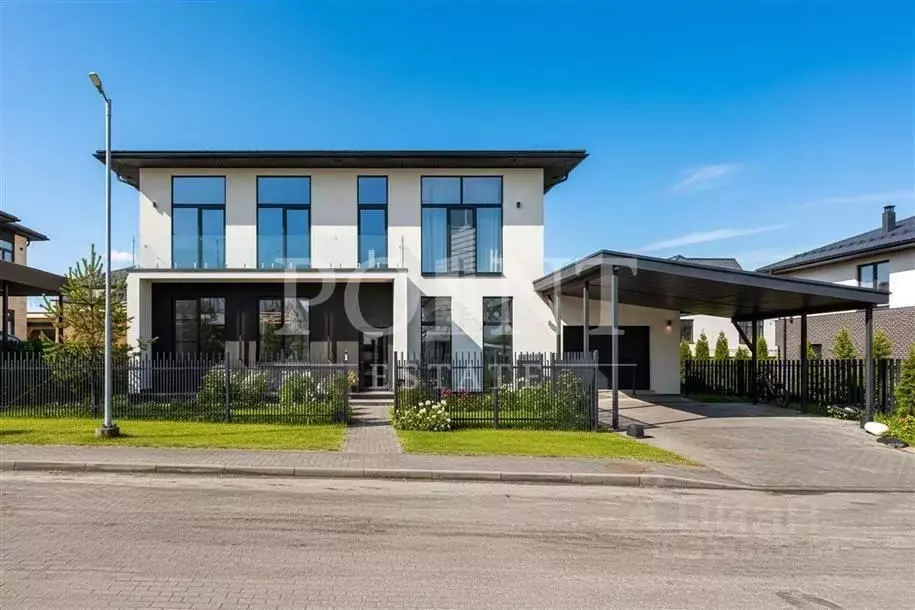 Коттедж в Московская область, Красногорск городской округ, с. ... - Фото 1