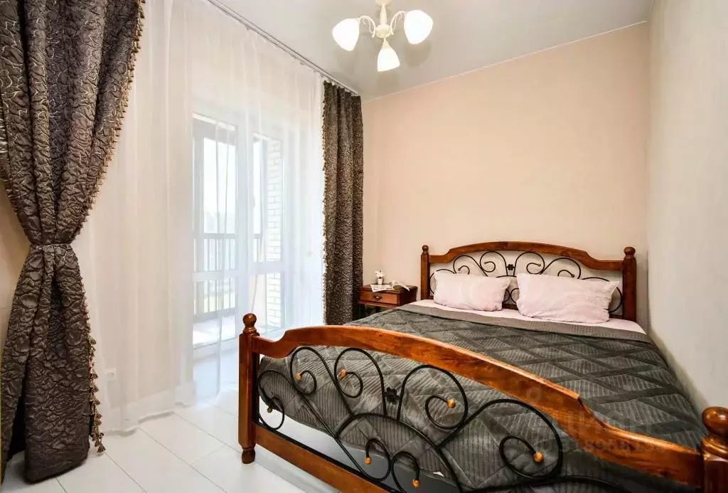 2-к кв. Красноярский край, Красноярск ул. Мужества, 10А (35.0 м) - Фото 0