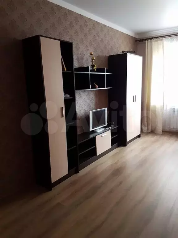 1-к. квартира, 42 м, 9/23 эт. - Фото 0