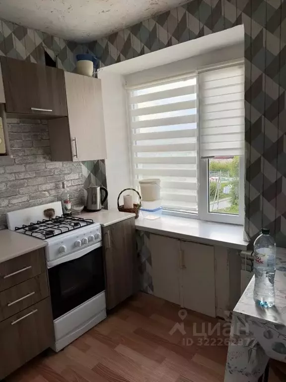 1-к кв. Самарская область, Жигулевск ул. Репина, 8 (31.4 м) - Фото 2