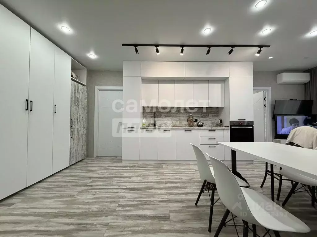 3-к кв. Пензенская область, Пенза ул. Антонова, 5 (77.0 м) - Фото 1