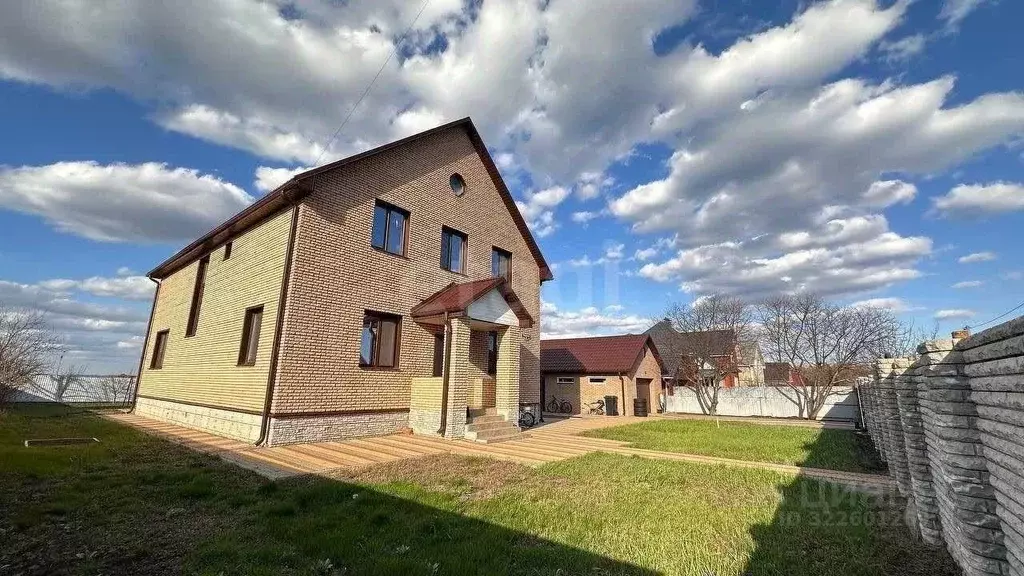 Дом в Белгородская область, Белгородский район, Никольское с/пос, с. ... - Фото 1