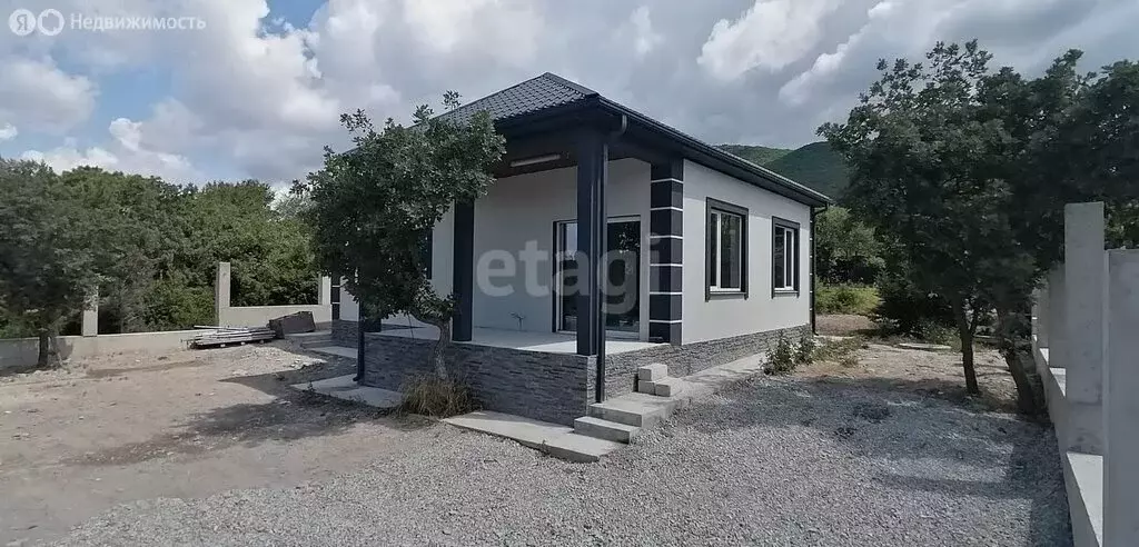Дом в село Южная Озереевка, улица Розовых Закатов (95.4 м) - Фото 0