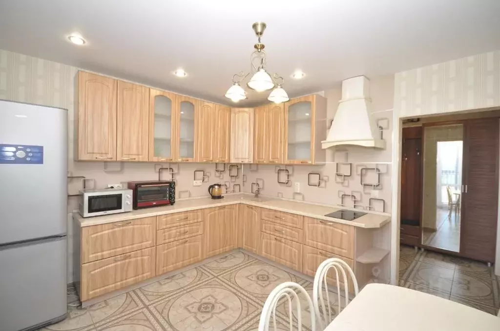 2-к кв. Татарстан, Казань ул. Родины, 24А (62.0 м) - Фото 0