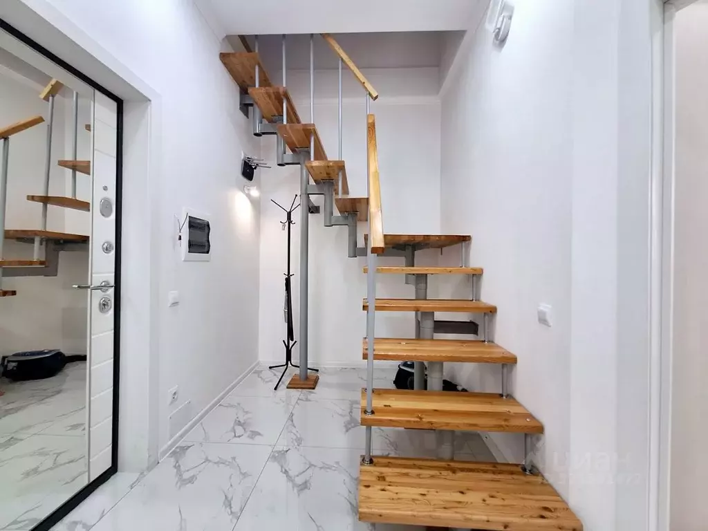 2-к кв. Краснодарский край, Геленджик Верхняя ул., 4к2 (70.0 м) - Фото 0