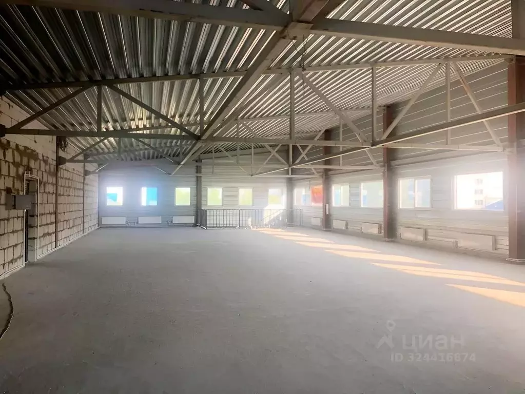 Помещение свободного назначения в Ленинградская область, Гатчина ул. ... - Фото 1