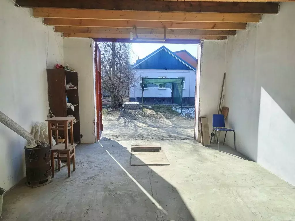 Гараж в Краснодарский край, Темрюк ул. Шопена (23 м) - Фото 1