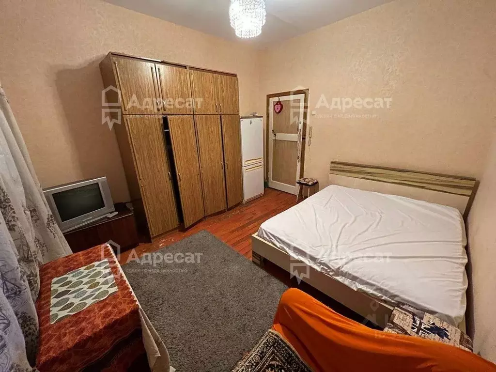 Комната Волгоградская область, Волгоград ул. Порт-Саида, 8 (14.0 м) - Фото 0