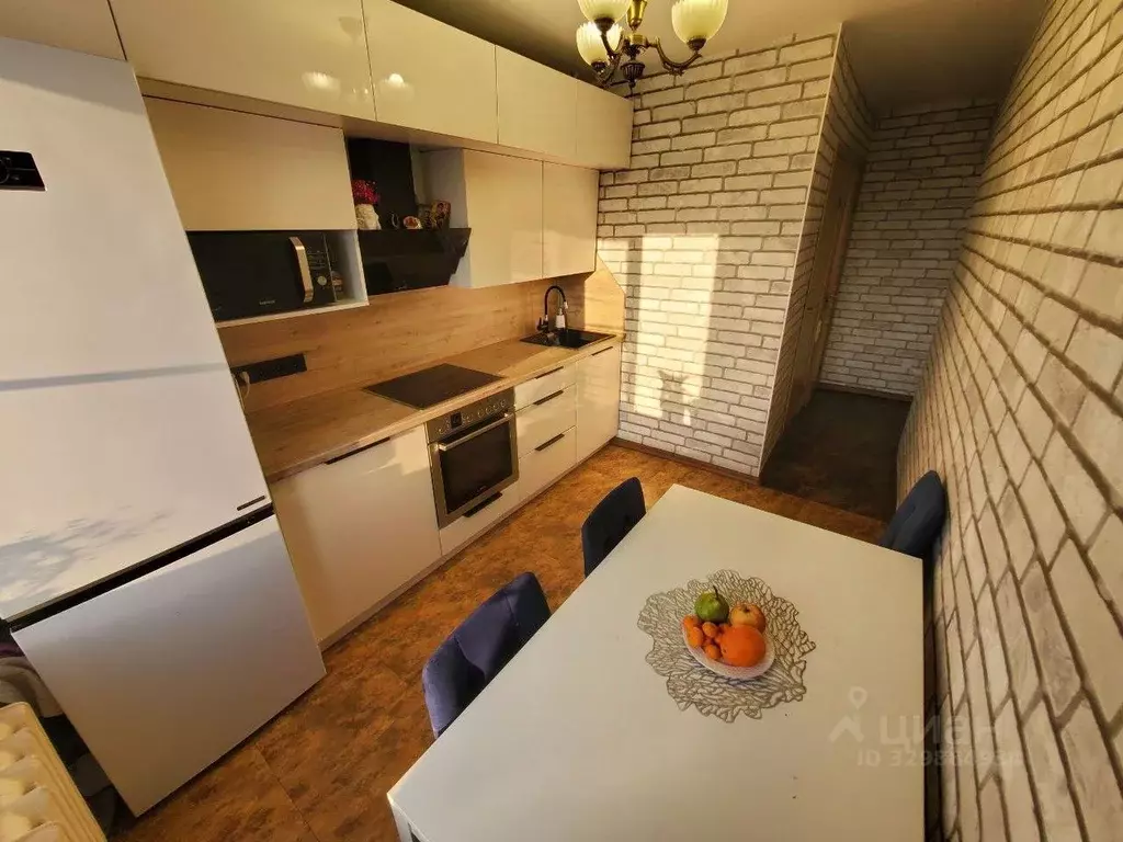 4-к кв. Иркутская область, Иркутск ул. Бородина, 23 (64.3 м) - Фото 2