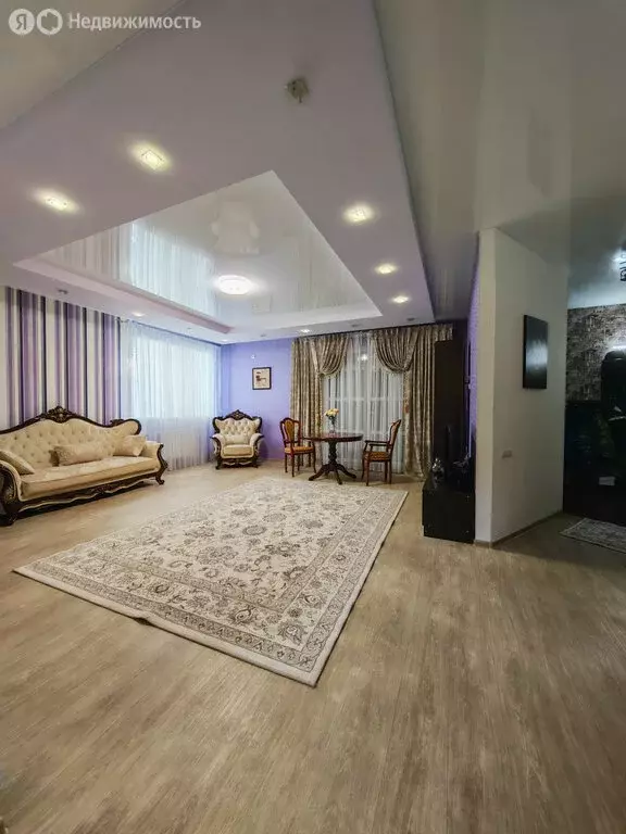 Дом в Волгоград, посёлок городского типа Верхнезареченский, улица ... - Фото 0