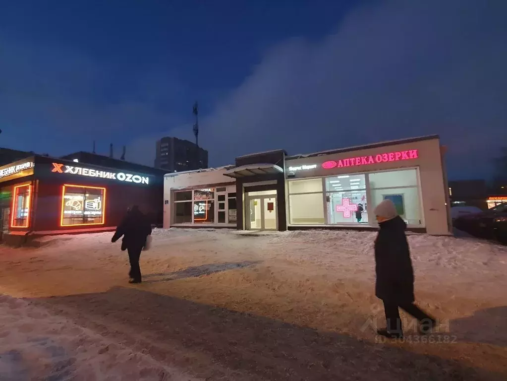 Торговая площадь в Санкт-Петербург Сиреневый бул., 18А (49 м) - Фото 1