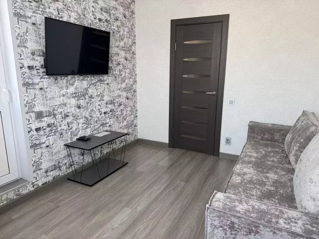 2-к кв. Ивановская область, Иваново ул. 10 Августа, 85 (52.0 м) - Фото 1