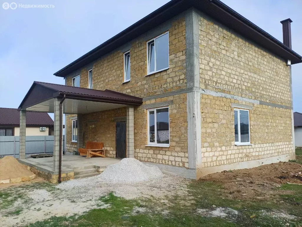 Дом в Урожайное, Юбилейная улица (300 м) - Фото 1