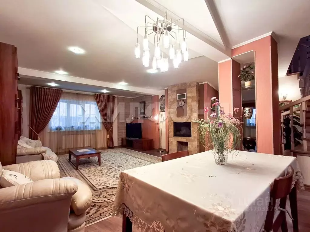 Коттедж в Алтайский край, Барнаул Станционная ул. (242 м) - Фото 2