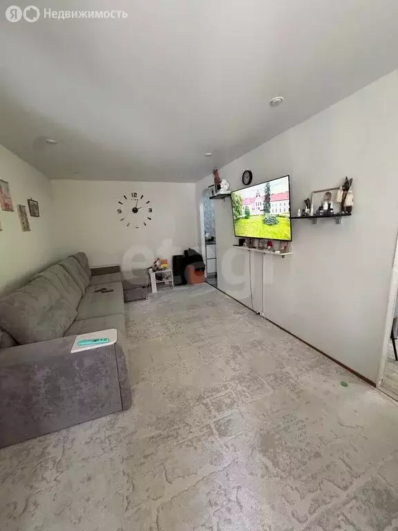 2-комнатная квартира: Златоуст, проспект имени Ю.А. Гагарина, 4-я ... - Фото 2