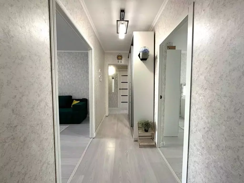 4-к кв. Оренбургская область, Оренбург Брестская ул., 9 (82.1 м) - Фото 1