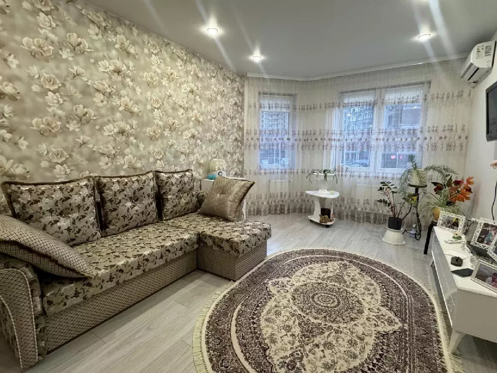 Продается 1-комнатная квартира - Фото 1