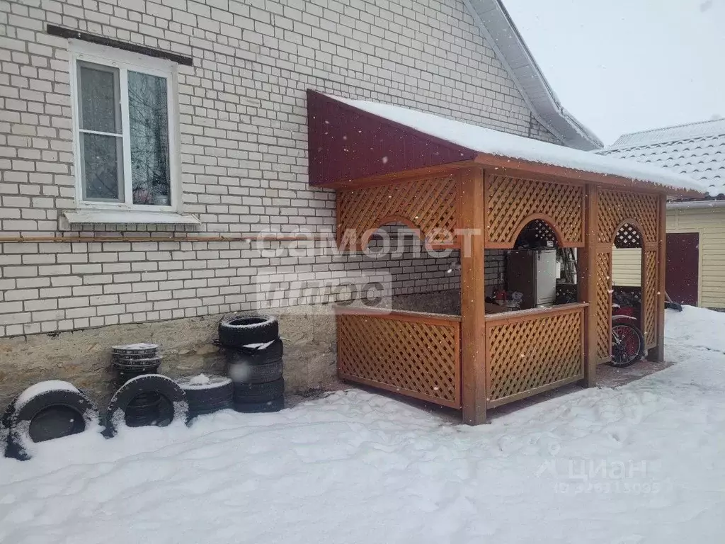 Дом в Курская область, Рыльск ул. Карла Либкнехта (97 м) - Фото 2