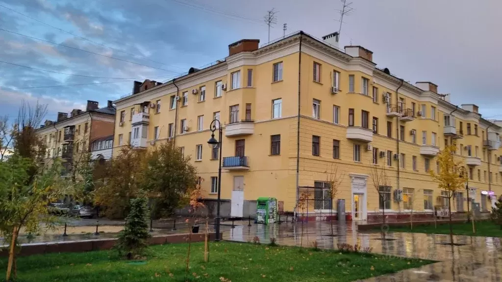 2-к кв. Волгоградская область, Волгоград ул. Дзержинского, 14 (56.0 м) - Фото 1