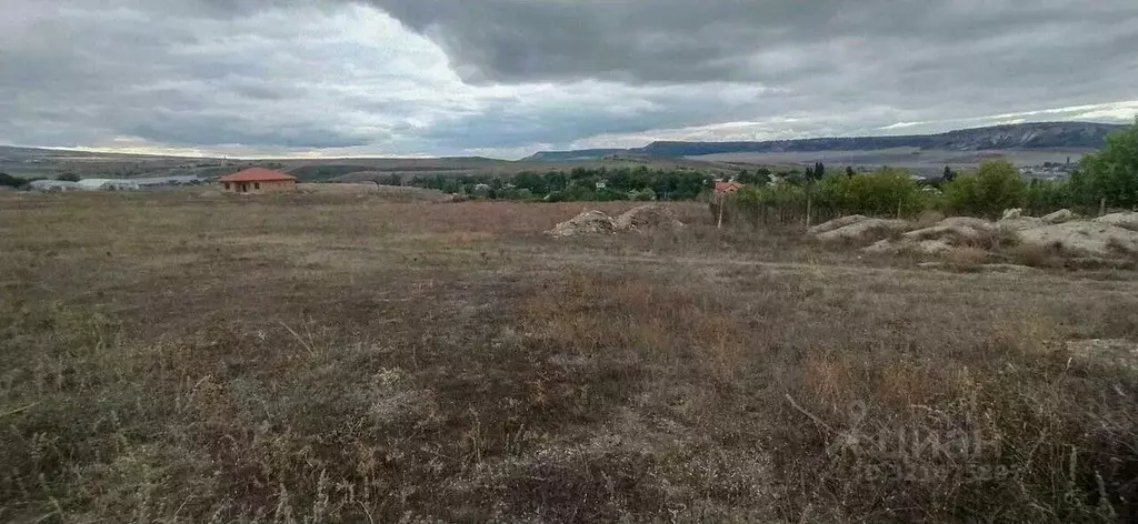 Участок в Крым, Бахчисарайский район, Почтовское с/пос, с. ... - Фото 1