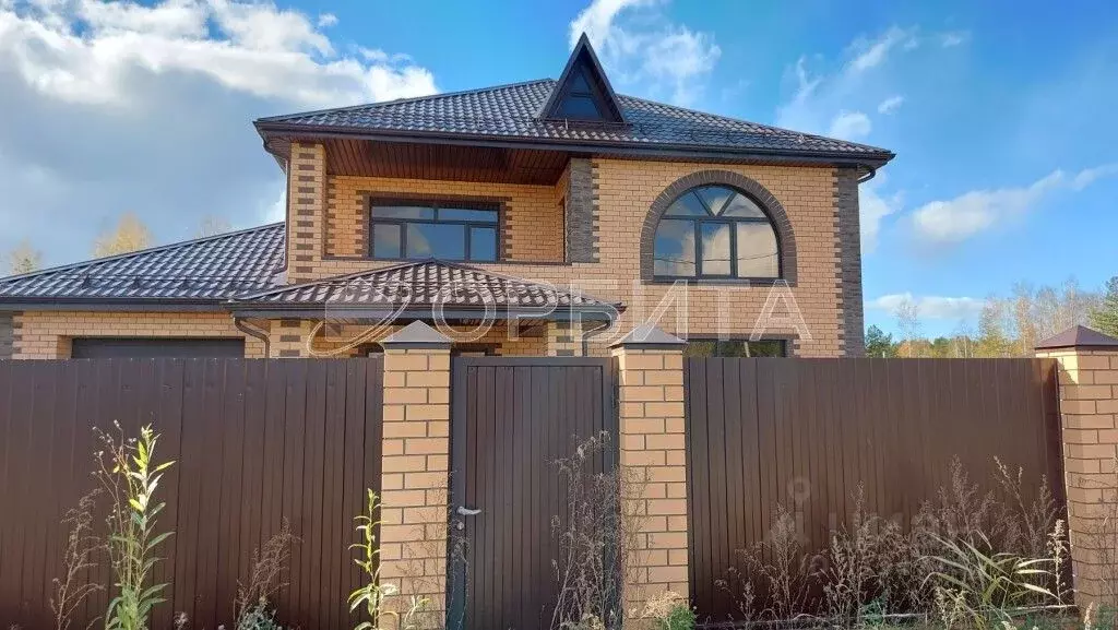 Дом в Тюменская область, Нижнетавдинский район, с. Тюнево ул. ... - Фото 1