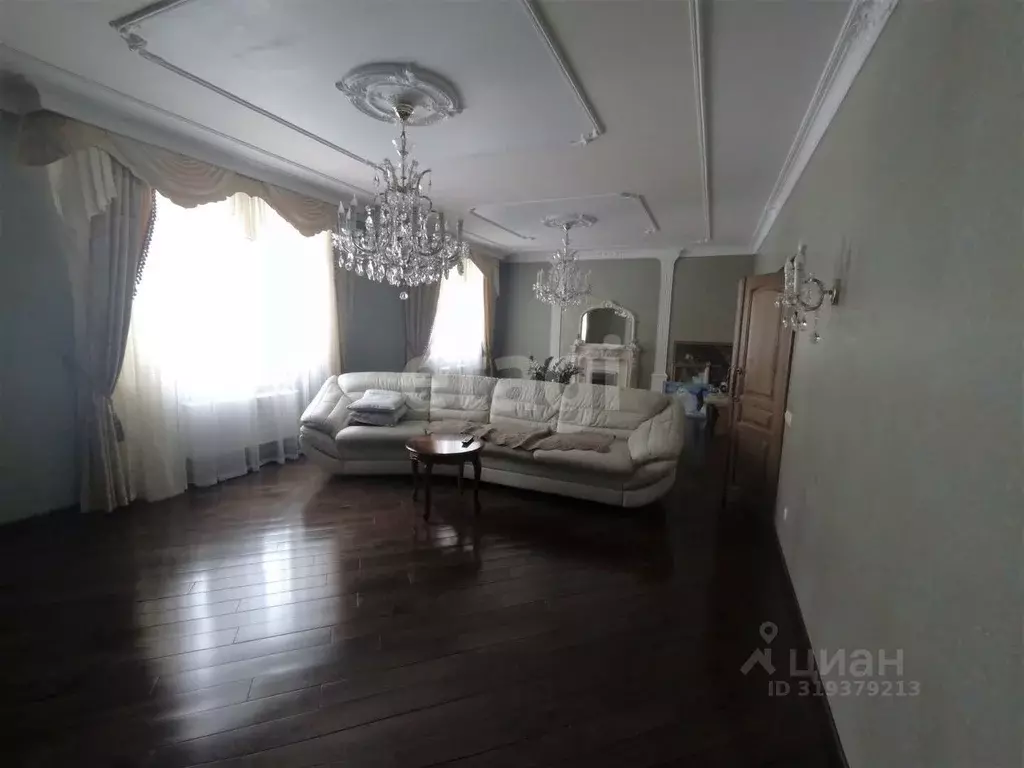 6-к кв. Коми, Сыктывкар ул. Микушева, 17 (400.0 м) - Фото 1