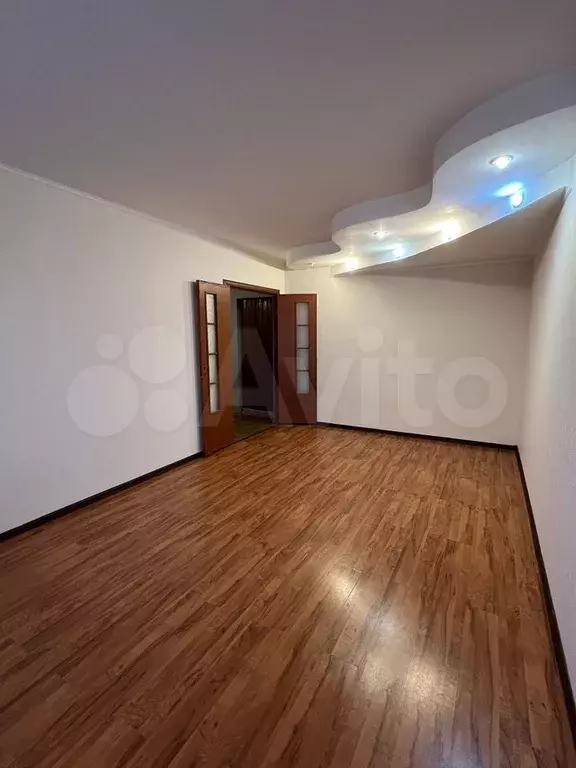 2-к. квартира, 54 м, 7/9 эт. - Фото 0