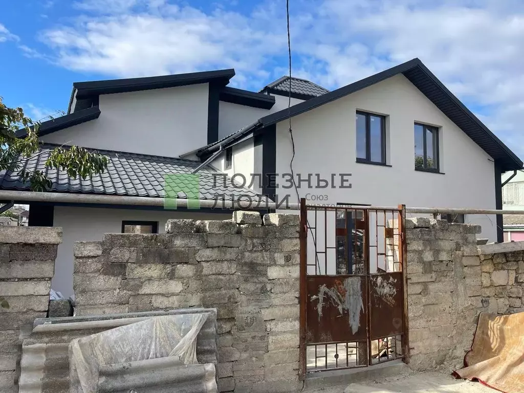 Дом в Севастополь ул. Курская, 22 (251 м) - Фото 2