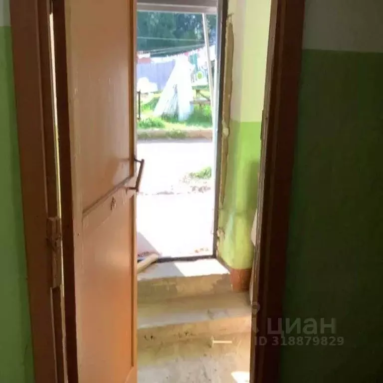 3-к кв. Вологодская область, пос. Уткино ул. Центральная (72.2 м) - Фото 0