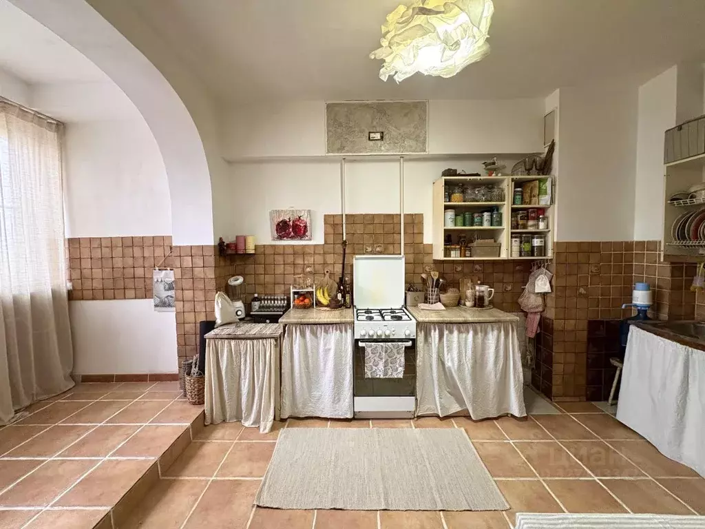 3-к кв. Астраханская область, Астрахань Имени Бабаевского мкр, ул. ... - Фото 1