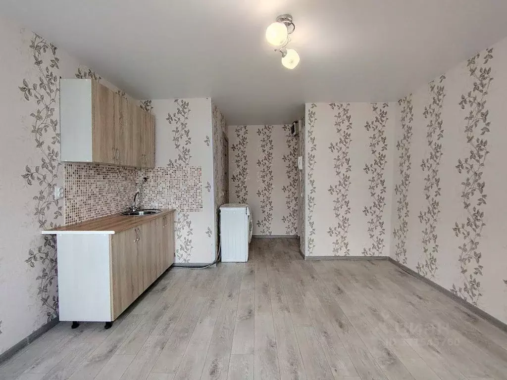 Студия Омская область, Омск Городок Нефтяников мкр, ул. 22 Апреля, 24 ... - Фото 1