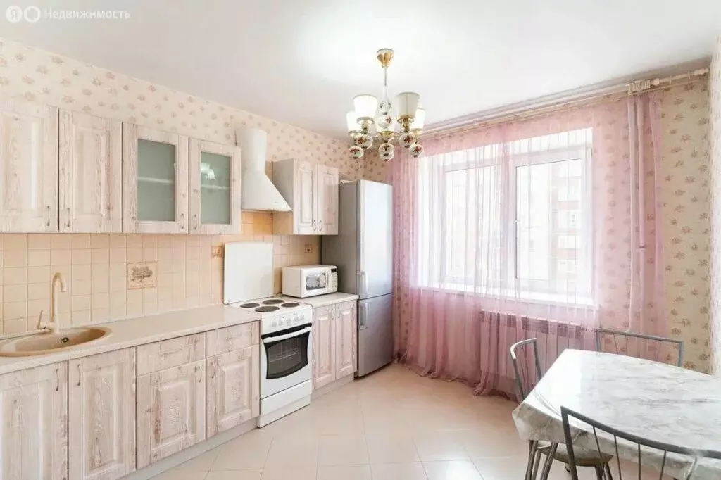 1-комнатная квартира: Омск, улица Масленникова, 25 (42.7 м) - Фото 1