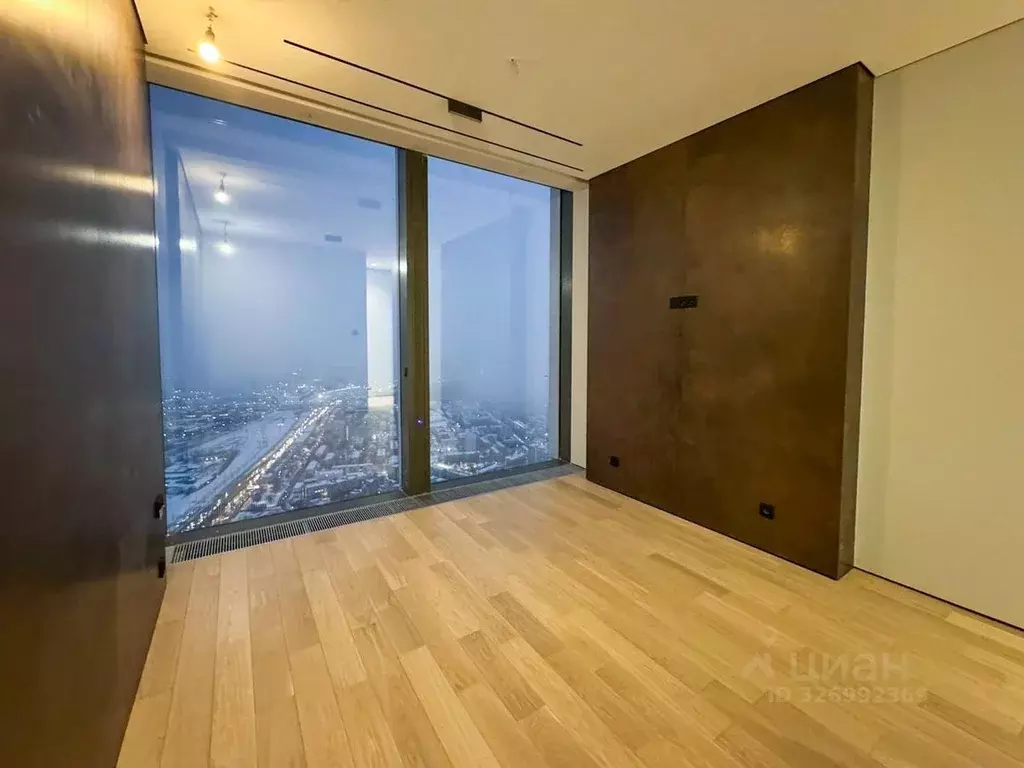 Офис в Москва 1-й Красногвардейский проезд, 22с2 (100 м) - Фото 1