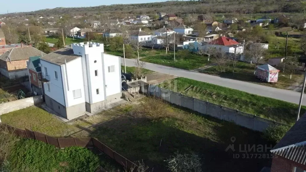 Дом в Крым, Керчь ул. Нижне-Садовая, 122 (254 м) - Фото 0