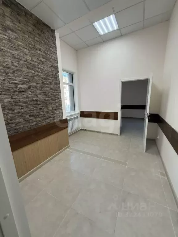 Офис в Сахалинская область, Южно-Сахалинск Комсомольская ул., 245В (40 ... - Фото 1