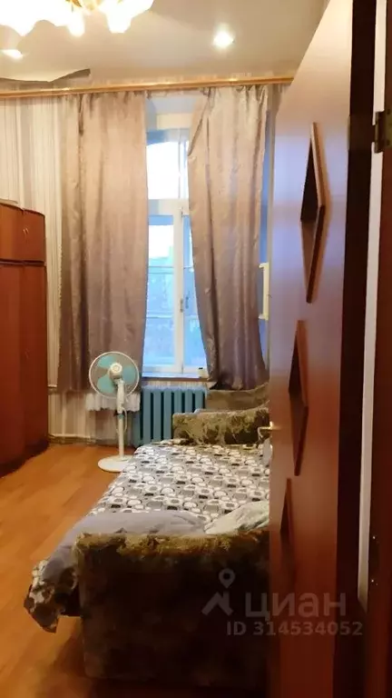 Комната Ленинградская область, Луга ул. Победы, 2А (32.0 м) - Фото 0