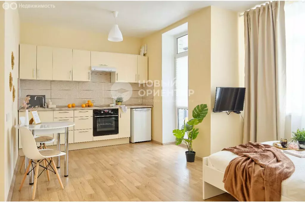 Квартира-студия: Екатеринбург, Машинная улица, 44к3 (30.4 м) - Фото 1